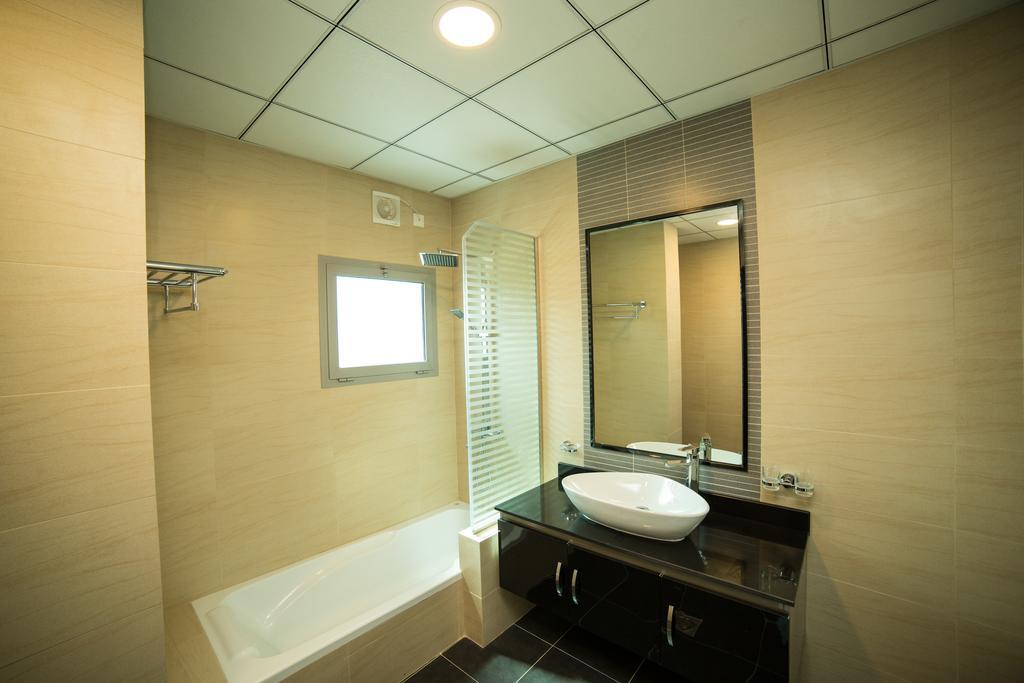 Golden Rose Luxury Suites 마나마 외부 사진