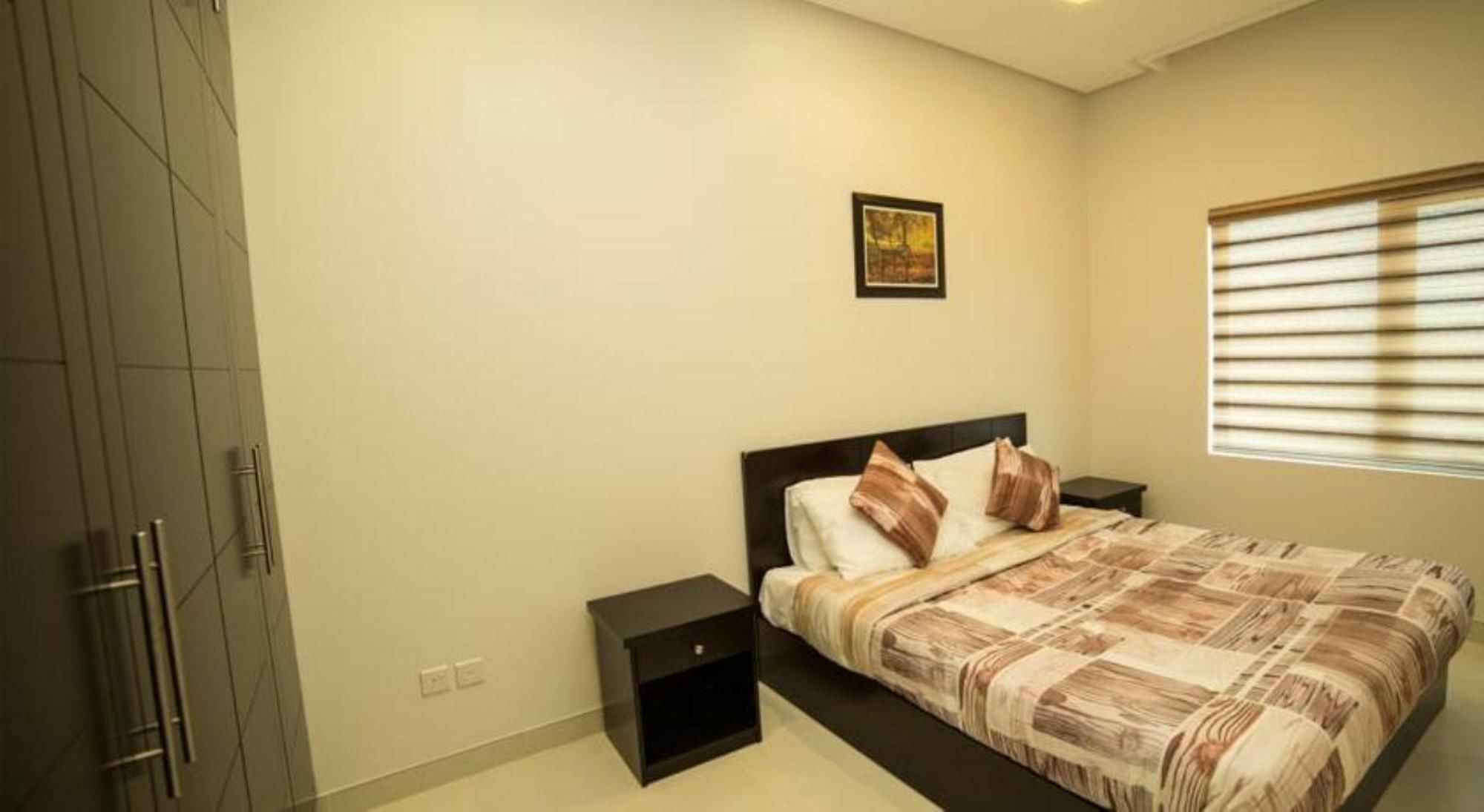 Golden Rose Luxury Suites 마나마 외부 사진
