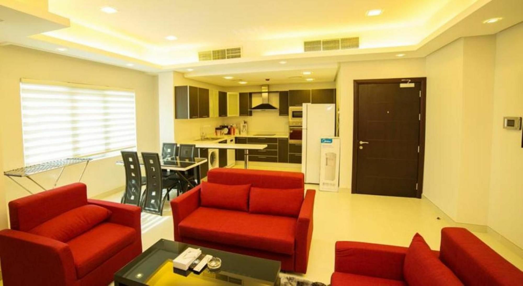 Golden Rose Luxury Suites 마나마 외부 사진